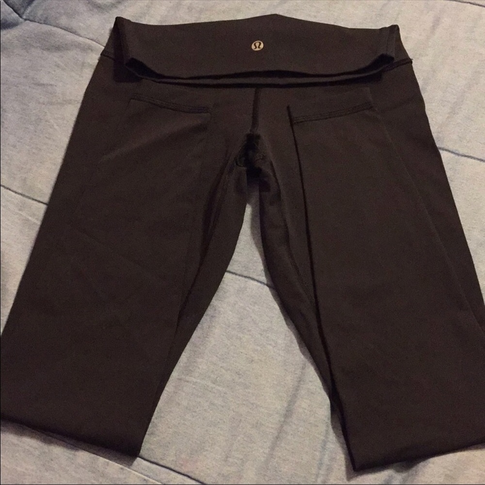 Lulu high waisted wunder under black leggings sz 6